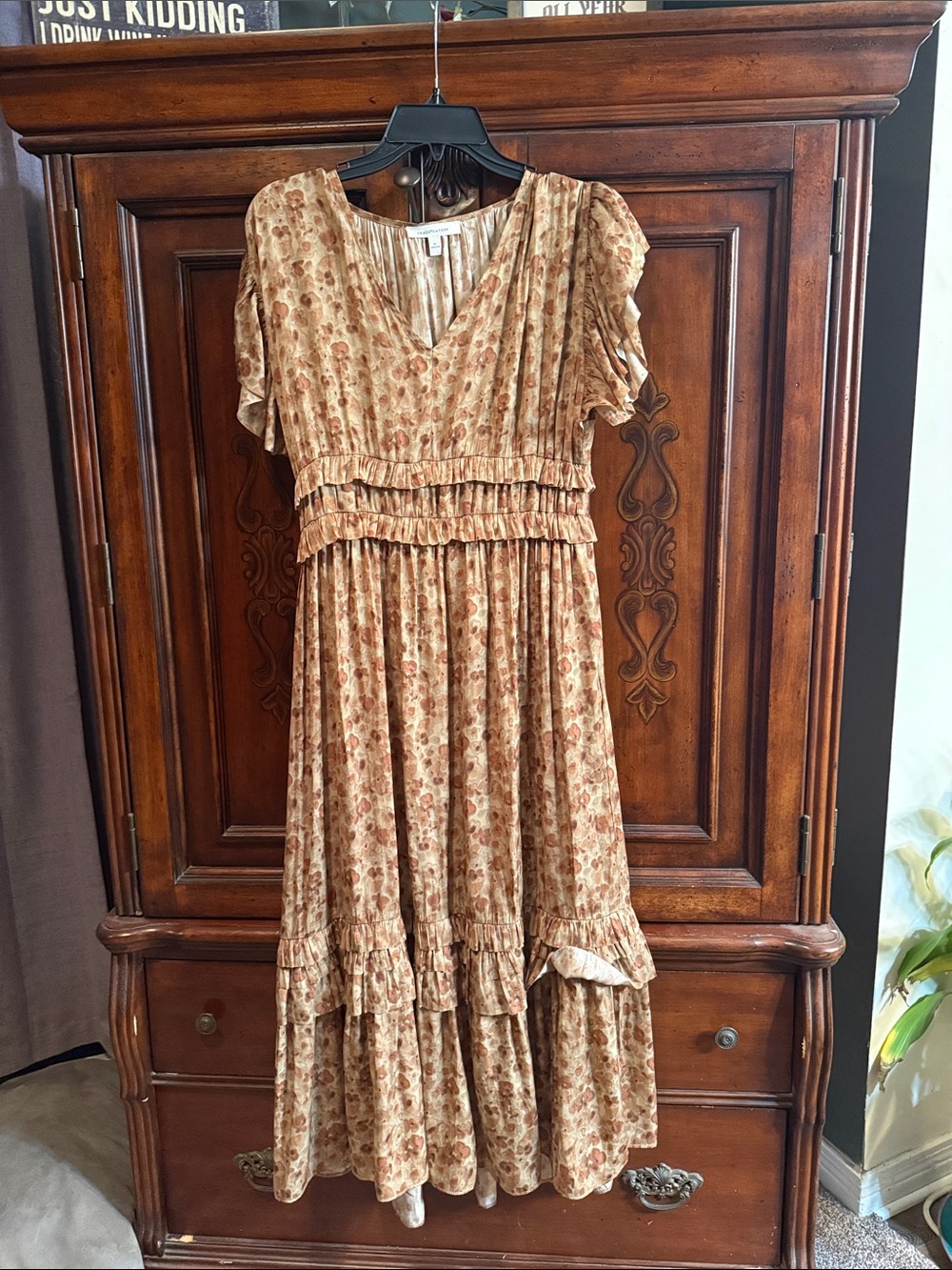 Boho Tiered V-Neck Maxi Dress in Tan Floral